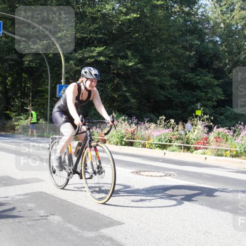 08.09.2024 - Stadtparktriathlon Zöllner http://msf.ph/oto/7043914 08.09.2024 10:57:15 Radfahren 280 meine-sportfotos.de