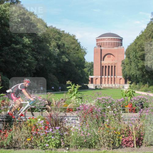 08.09.2024 - Stadtparktriathlon Zöllner http://msf.ph/oto/7043922 08.09.2024 10:54:17 Radfahren 273, 316, 408, 429, 1936 meine-sportfotos.de