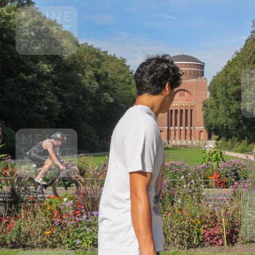 08.09.2024 - Stadtparktriathlon Zöllner http://msf.ph/oto/7043978 08.09.2024 10:55:24 Radfahren 320, 343, 346, 373, 445, 456, 526, 536, 552 meine-sportfotos.de