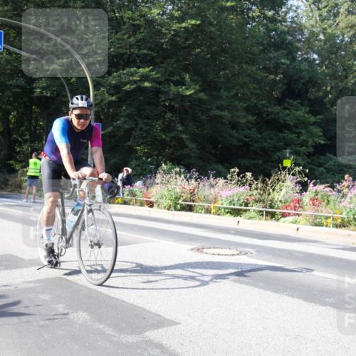 08.09.2024 - Stadtparktriathlon Zöllner http://msf.ph/oto/7044011 08.09.2024 10:59:15 Radfahren 401, 413, 544 meine-sportfotos.de