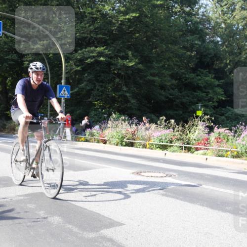 08.09.2024 - Stadtparktriathlon Zöllner http://msf.ph/oto/7044015 08.09.2024 10:59:19 Radfahren 401, 413, 470, 544 meine-sportfotos.de