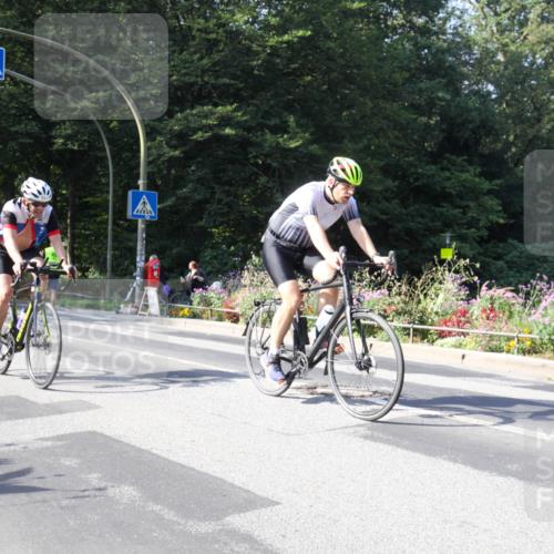 08.09.2024 - Stadtparktriathlon Zöllner http://msf.ph/oto/7044020 08.09.2024 10:59:28 Radfahren 356, 462, 513, 524 meine-sportfotos.de