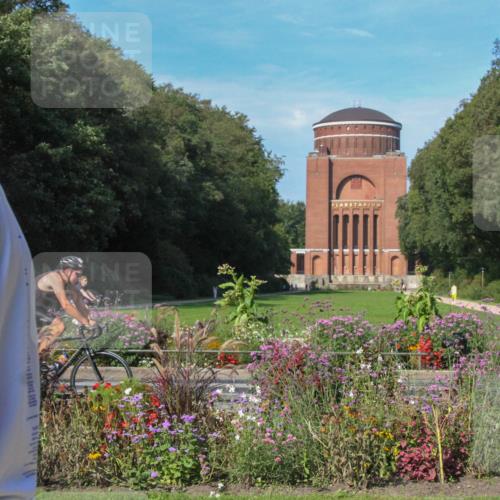 08.09.2024 - Stadtparktriathlon Zöllner http://msf.ph/oto/7044041 08.09.2024 10:56:44 Radfahren 493, 516, 550 meine-sportfotos.de