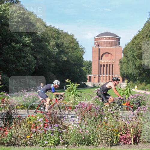 08.09.2024 - Stadtparktriathlon Zöllner http://msf.ph/oto/7044043 08.09.2024 10:56:45 Radfahren 493, 516, 550 meine-sportfotos.de
