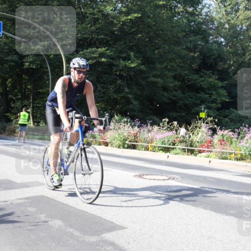 08.09.2024 - Stadtparktriathlon Zöllner http://msf.ph/oto/7044044 08.09.2024 10:59:42 Radfahren 360, 387, 390, 428, 449, 501 meine-sportfotos.de