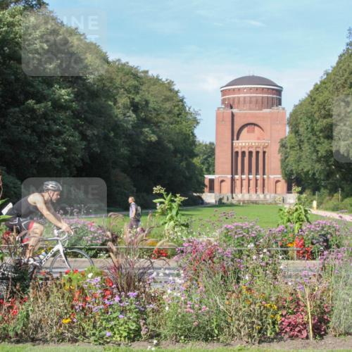 08.09.2024 - Stadtparktriathlon Zöllner http://msf.ph/oto/7044050 08.09.2024 10:56:52 Radfahren 345, 433, 535, 538 meine-sportfotos.de