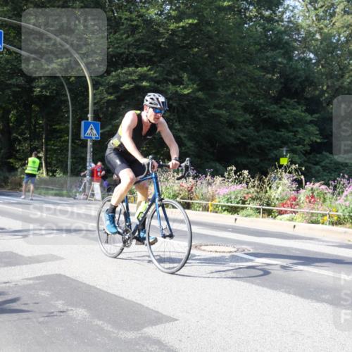 08.09.2024 - Stadtparktriathlon Zöllner http://msf.ph/oto/7044061 08.09.2024 10:59:55 Radfahren 351, 367, 371, 487, 547 meine-sportfotos.de