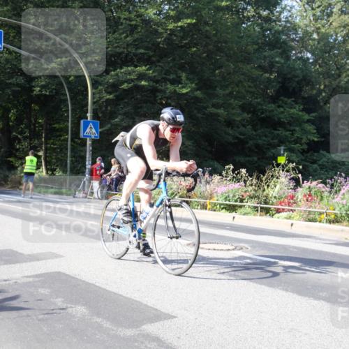 08.09.2024 - Stadtparktriathlon Zöllner http://msf.ph/oto/7044077 08.09.2024 11:00:14 Radfahren 437, 471, 494, 529 meine-sportfotos.de