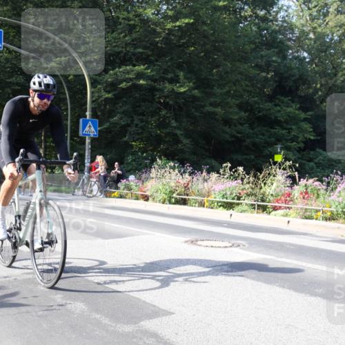 08.09.2024 - Stadtparktriathlon Zöllner http://msf.ph/oto/7044078 08.09.2024 11:00:16 Radfahren 437, 471, 494, 529 meine-sportfotos.de