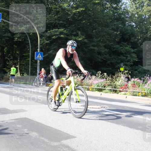 08.09.2024 - Stadtparktriathlon Zöllner http://msf.ph/oto/7044080 08.09.2024 11:00:17 Radfahren 437, 471, 494, 529 meine-sportfotos.de