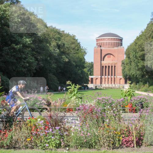 08.09.2024 - Stadtparktriathlon Zöllner http://msf.ph/oto/7044085 08.09.2024 10:57:36 Radfahren 263, 460, 512 meine-sportfotos.de