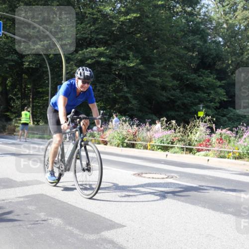 08.09.2024 - Stadtparktriathlon Zöllner http://msf.ph/oto/7044104 08.09.2024 11:00:47 Radfahren 419, 448, 542 meine-sportfotos.de