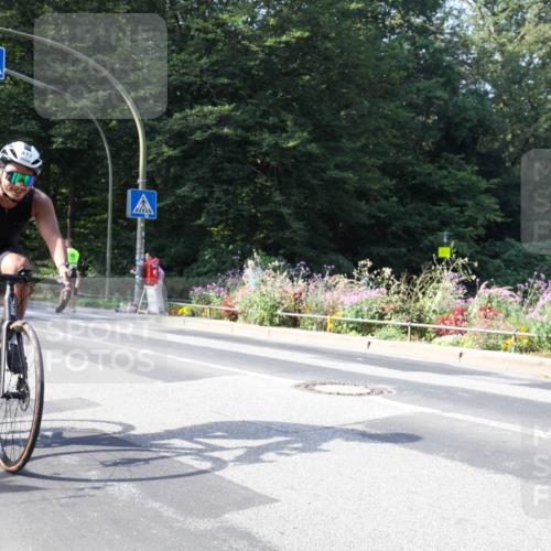 08.09.2024 - Stadtparktriathlon Zöllner http://msf.ph/oto/7044174 08.09.2024 11:02:01 Radfahren 385, 386, 407, 417 meine-sportfotos.de
