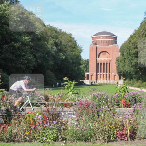 08.09.2024 - Stadtparktriathlon Zöllner http://msf.ph/oto/7044178 08.09.2024 10:59:28 Radfahren 356, 462, 513, 524 meine-sportfotos.de