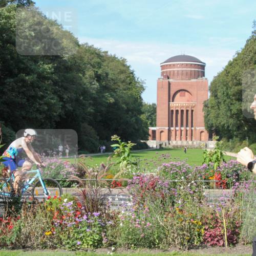 08.09.2024 - Stadtparktriathlon Zöllner http://msf.ph/oto/7044232 08.09.2024 11:00:08 Radfahren 315, 422, 450, 541 meine-sportfotos.de