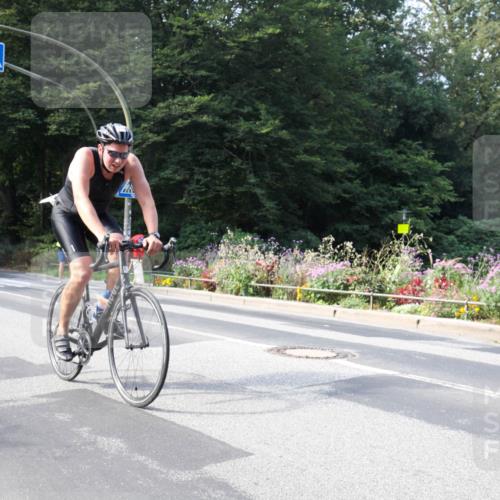 08.09.2024 - Stadtparktriathlon Zöllner http://msf.ph/oto/7044239 08.09.2024 11:03:39 Radfahren 389, 410, 482, 516 meine-sportfotos.de