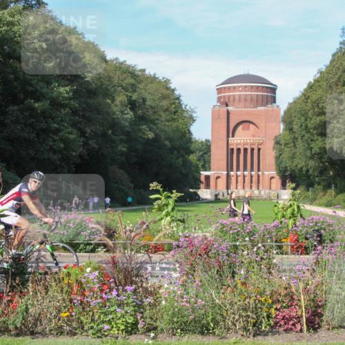 08.09.2024 - Stadtparktriathlon Zöllner http://msf.ph/oto/7044270 08.09.2024 11:00:47 Radfahren 419, 448, 542 meine-sportfotos.de