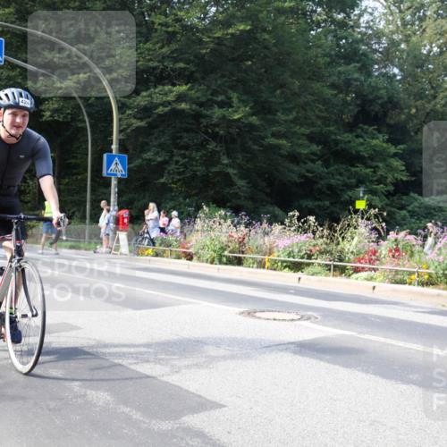 08.09.2024 - Stadtparktriathlon Zöllner http://msf.ph/oto/7044273 08.09.2024 11:04:44 Radfahren 421, 424, 453, 463, 473, 481 meine-sportfotos.de