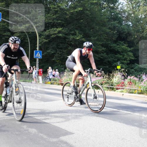 08.09.2024 - Stadtparktriathlon Zöllner http://msf.ph/oto/7044276 08.09.2024 11:04:47 Radfahren 421, 424, 453, 463, 473, 481, 485 meine-sportfotos.de