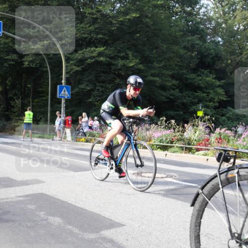 08.09.2024 - Stadtparktriathlon Zöllner http://msf.ph/oto/7044278 08.09.2024 11:04:47 Radfahren 421, 424, 453, 463, 473, 481, 485 meine-sportfotos.de