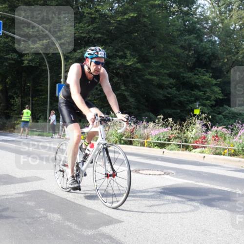 08.09.2024 - Stadtparktriathlon Zöllner http://msf.ph/oto/7044290 08.09.2024 11:05:13 Radfahren 499 meine-sportfotos.de