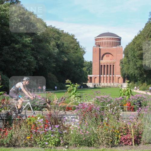 08.09.2024 - Stadtparktriathlon Zöllner http://msf.ph/oto/7044360 08.09.2024 11:02:18 Radfahren 285, 458 meine-sportfotos.de