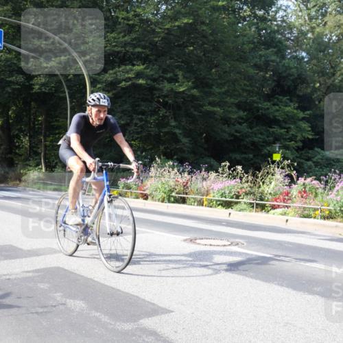 08.09.2024 - Stadtparktriathlon Zöllner http://msf.ph/oto/7044363 08.09.2024 11:07:14 Radfahren 524, 547, 558 meine-sportfotos.de