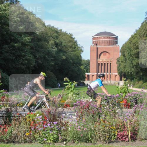 08.09.2024 - Stadtparktriathlon Zöllner http://msf.ph/oto/7044366 08.09.2024 11:02:32 Radfahren 406, 432, 821 meine-sportfotos.de