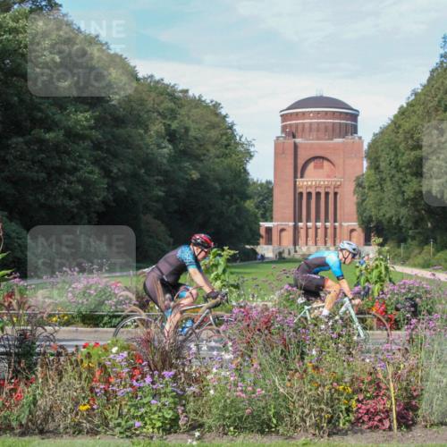 08.09.2024 - Stadtparktriathlon Zöllner http://msf.ph/oto/7044387 08.09.2024 11:03:02 Radfahren 368, 376, 416, 472, 493, 535, 537 meine-sportfotos.de