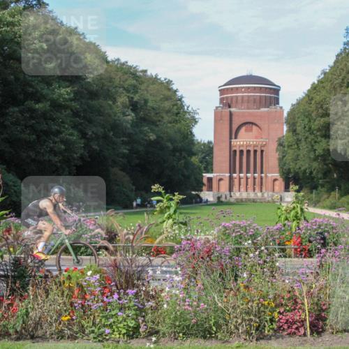 08.09.2024 - Stadtparktriathlon Zöllner http://msf.ph/oto/7044401 08.09.2024 11:03:11 Radfahren 398, 411, 456, 465, 479, 550 meine-sportfotos.de