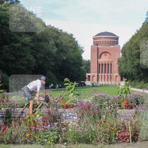 08.09.2024 - Stadtparktriathlon Zöllner http://msf.ph/oto/7044407 08.09.2024 11:03:23 Radfahren 557 meine-sportfotos.de