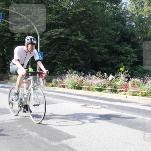 08.09.2024 - Stadtparktriathlon Zöllner http://msf.ph/oto/7044410 08.09.2024 11:08:18 Radfahren 382 meine-sportfotos.de
