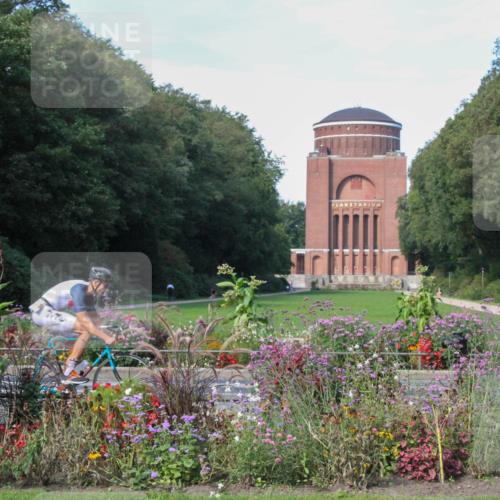 08.09.2024 - Stadtparktriathlon Zöllner http://msf.ph/oto/7044425 08.09.2024 11:04:13 Radfahren 395, 442 meine-sportfotos.de