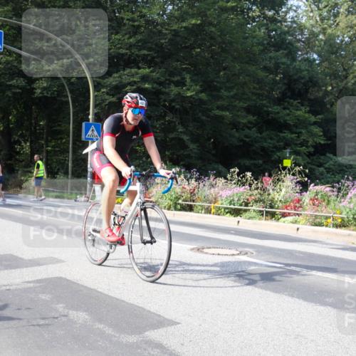 08.09.2024 - Stadtparktriathlon Zöllner http://msf.ph/oto/7044426 08.09.2024 11:08:31 Radfahren 415, 429, 470, 497, 500, 525, 542 meine-sportfotos.de