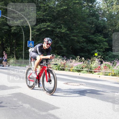 08.09.2024 - Stadtparktriathlon Zöllner http://msf.ph/oto/7044429 08.09.2024 11:08:44 Radfahren 392, 543 meine-sportfotos.de