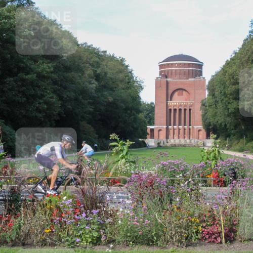 08.09.2024 - Stadtparktriathlon Zöllner http://msf.ph/oto/7044430 08.09.2024 11:04:19 Radfahren 459, 546 meine-sportfotos.de