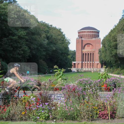 08.09.2024 - Stadtparktriathlon Zöllner http://msf.ph/oto/7044443 08.09.2024 11:04:31 Radfahren 375, 414, 454, 457, 480, 483 meine-sportfotos.de