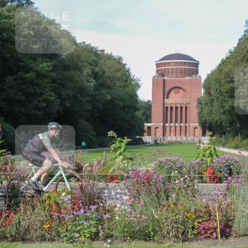 08.09.2024 - Stadtparktriathlon Zöllner http://msf.ph/oto/7044468 08.09.2024 11:05:06 Radfahren 369 meine-sportfotos.de