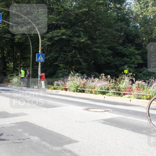 08.09.2024 - Stadtparktriathlon Zöllner http://msf.ph/oto/7044471 08.09.2024 11:09:31 Radfahren 393, 458, 493, 535, 550 meine-sportfotos.de