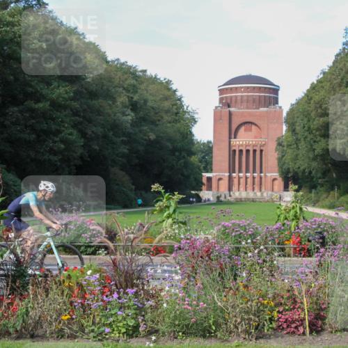 08.09.2024 - Stadtparktriathlon Zöllner http://msf.ph/oto/7044490 08.09.2024 11:05:36 Radfahren 418, 420, 519, 554 meine-sportfotos.de