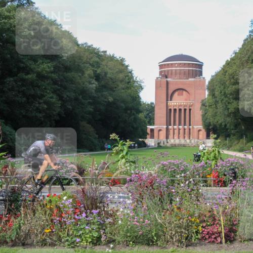 08.09.2024 - Stadtparktriathlon Zöllner http://msf.ph/oto/7044503 08.09.2024 11:05:51 Radfahren 396, 413, 514, 534, 559 meine-sportfotos.de