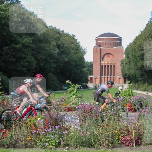 08.09.2024 - Stadtparktriathlon Zöllner http://msf.ph/oto/7044505 08.09.2024 11:05:51 Radfahren 396, 413, 514, 534, 559 meine-sportfotos.de