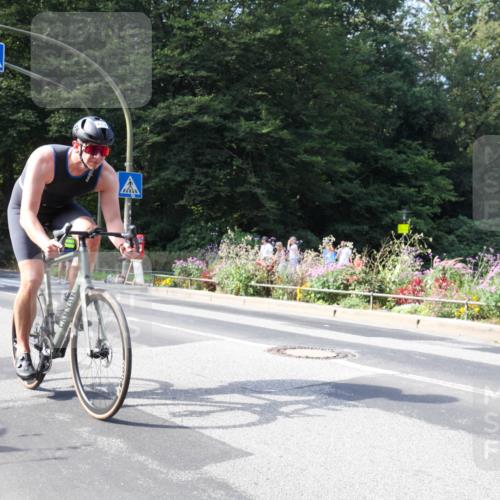 08.09.2024 - Stadtparktriathlon Zöllner http://msf.ph/oto/7044522 08.09.2024 11:11:16 Radfahren 473 meine-sportfotos.de