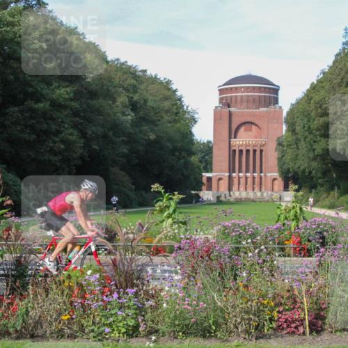08.09.2024 - Stadtparktriathlon Zöllner http://msf.ph/oto/7044527 08.09.2024 11:06:35 Radfahren 402 meine-sportfotos.de