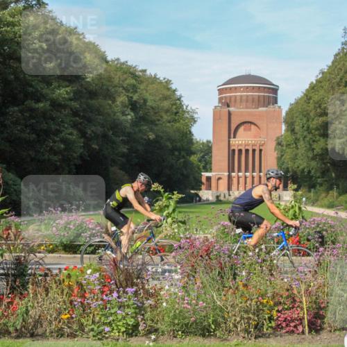 08.09.2024 - Stadtparktriathlon Zöllner http://msf.ph/oto/7044537 08.09.2024 11:07:02 Radfahren 371, 501 meine-sportfotos.de