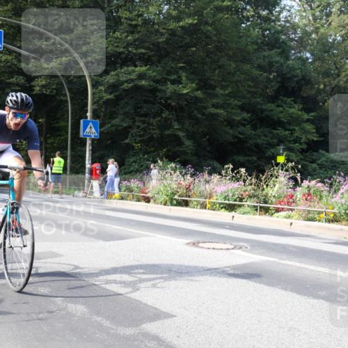 08.09.2024 - Stadtparktriathlon Zöllner http://msf.ph/oto/7044547 08.09.2024 11:12:06 Radfahren 395, 464, 492 meine-sportfotos.de