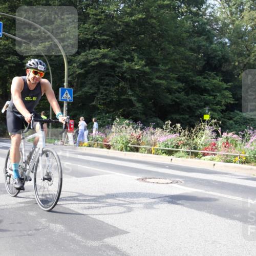 08.09.2024 - Stadtparktriathlon Zöllner http://msf.ph/oto/7044552 08.09.2024 11:12:12 Radfahren 485, 499, 539 meine-sportfotos.de