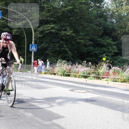 08.09.2024 - Stadtparktriathlon Zöllner http://msf.ph/oto/7044556 08.09.2024 11:12:19 Radfahren 442, 454, 512 meine-sportfotos.de