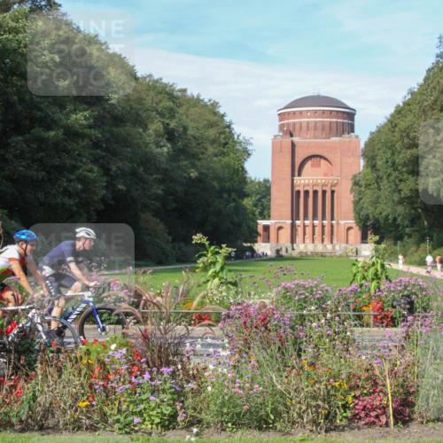 08.09.2024 - Stadtparktriathlon Zöllner http://msf.ph/oto/7044577 08.09.2024 11:07:53 Radfahren 384, 448, 506, 526, 529, 552 meine-sportfotos.de