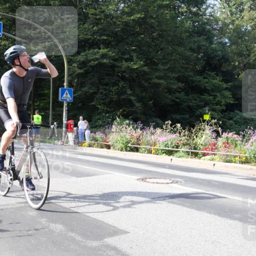 08.09.2024 - Stadtparktriathlon Zöllner http://msf.ph/oto/7044585 08.09.2024 11:13:04 Radfahren 424, 509, 514, 559 meine-sportfotos.de